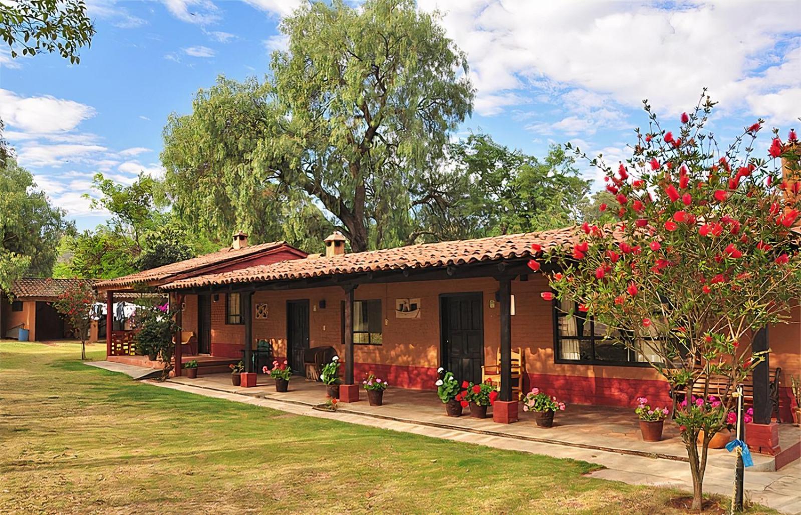 Villa Patzcuaro Garden Hotel Esterno foto