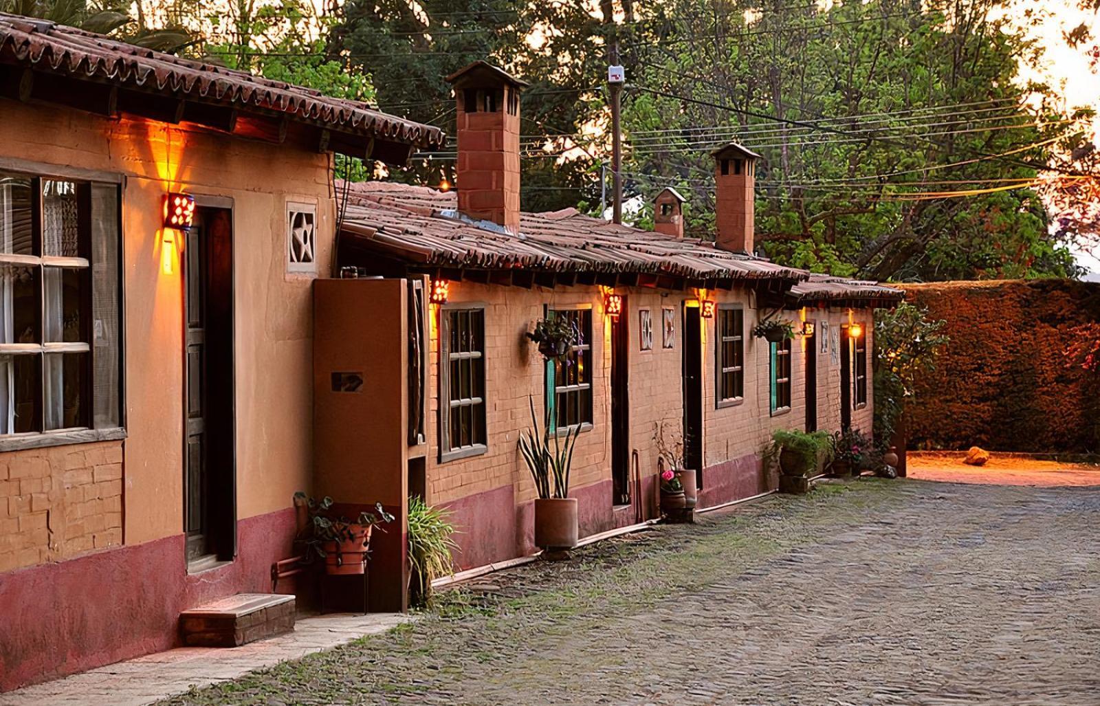 Villa Patzcuaro Garden Hotel Esterno foto